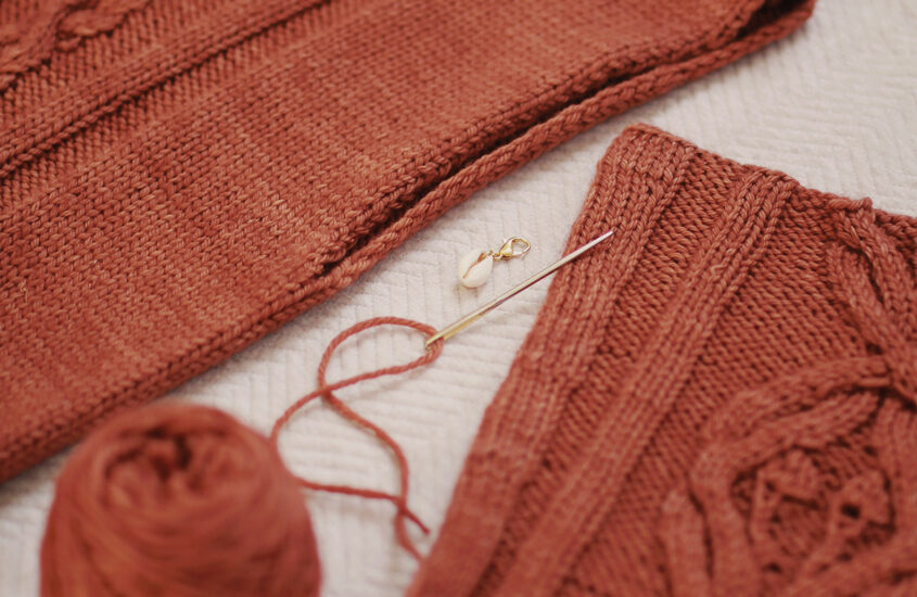 Attaching the sleeves . Knitting tutorial Marzena Kołaczek